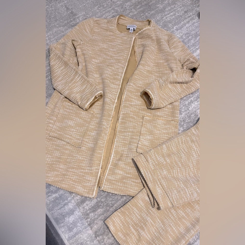 ISSAC MIZRAHI Womens blazer and pants